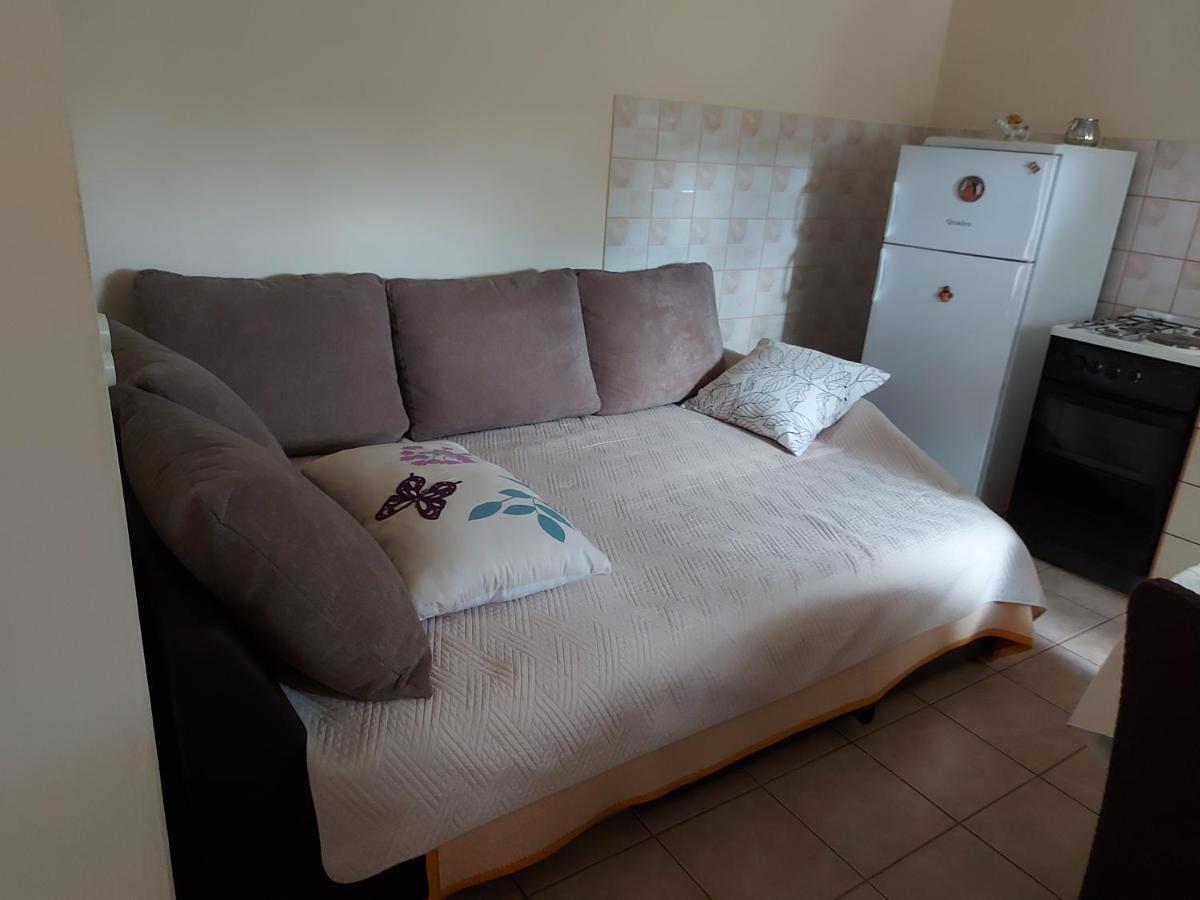 Apartment Nika Σίμπενικ Εξωτερικό φωτογραφία