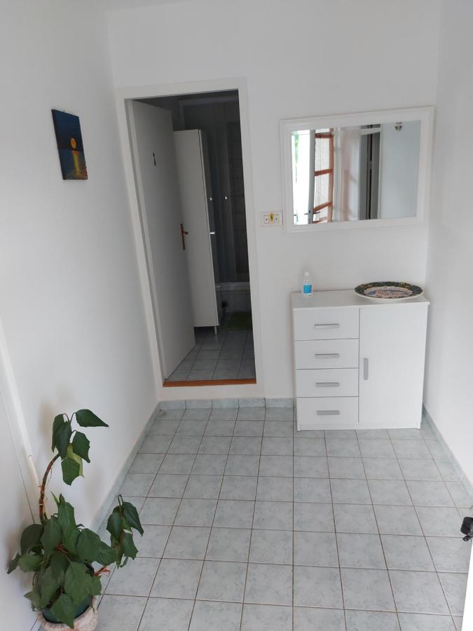 Apartment Nika Σίμπενικ Εξωτερικό φωτογραφία