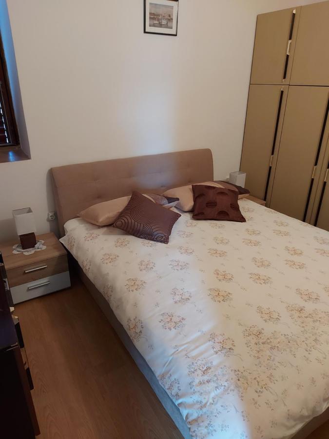 Apartment Nika Σίμπενικ Εξωτερικό φωτογραφία
