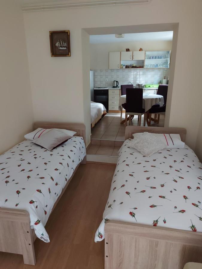 Apartment Nika Σίμπενικ Εξωτερικό φωτογραφία